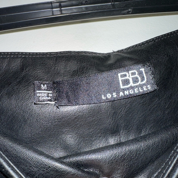 Women's BBJ Los Angeles Pants, M, Black Pleather Faux Leather Leggings Pull on - Picture 8 of 11